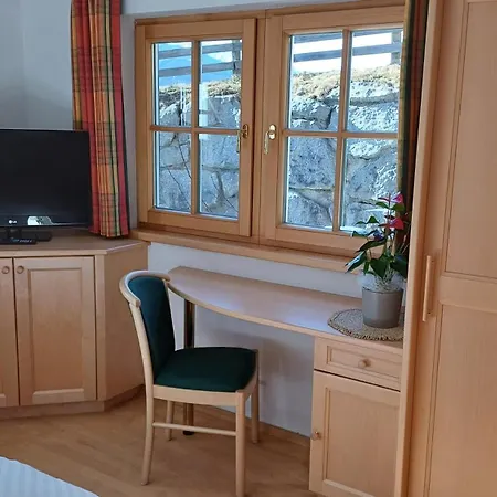 Viehhofgut 아파트 푸슈안데르글로크네르스트라세